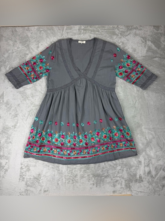 Umgee Dresses & Skirts - Umgee Gray Tunic Dress with Teal and Pink Floral Embroidery
